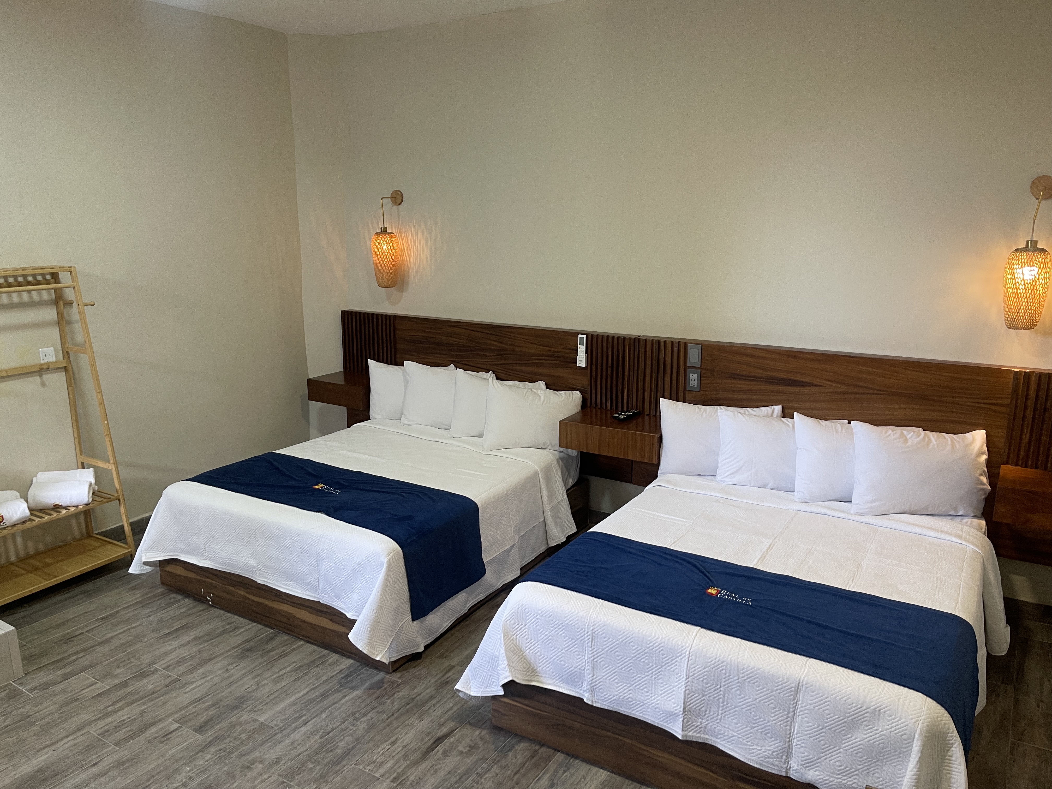 Habitacion cuadruple estandar queen